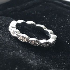 Cute petite band with detailing.
